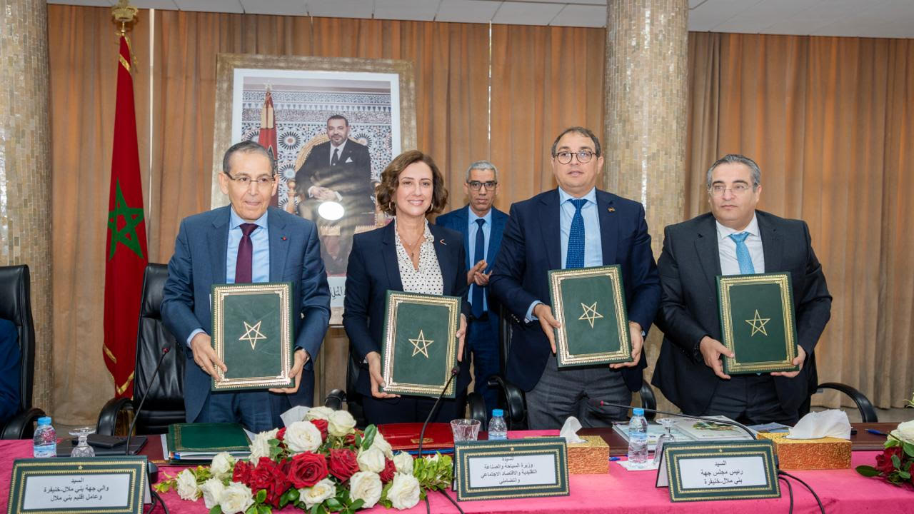 Signature du contrat d’application de la feuille de route de Béni-Mellal-Khénifra