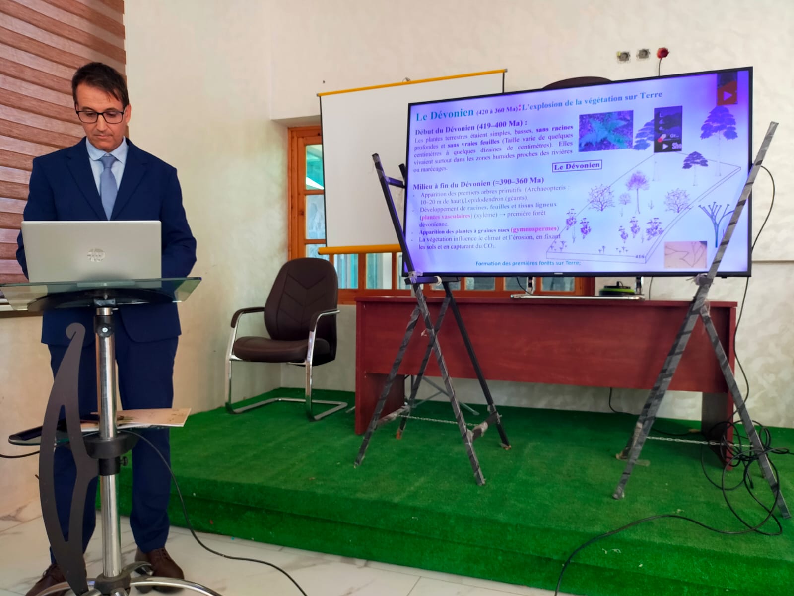 Les Guides des espaces naturels d’Ifrane profitent d’une formation sur le géotourisme dans le Parc naturel  d’Ifrane